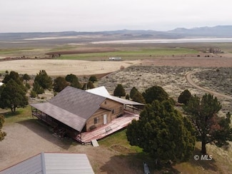 220 Co Rd 232, Cedarville, CA 96104