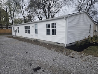 223 E Park Ave, Gallatin, TN 37066