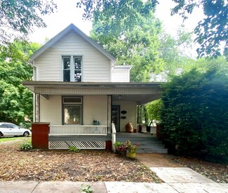 802 W Hill St, Champaign, IL 61820