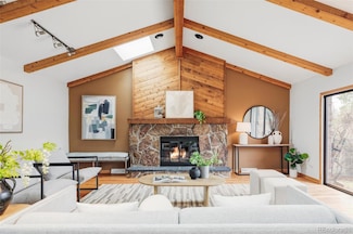 7045 S Penrose Ct, Centennial, CO 80122