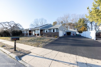 565 Brentwood Rd, Forked River, NJ 08731