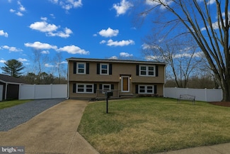 16 Pagnell Cir, Waldorf, MD 20602
