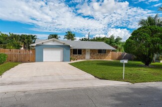 2819 Worcester Rd, Lake Worth, FL 33462