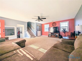 134 E North St, Wayne, OH 43466