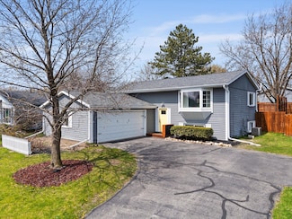4808 Flambeau Dr, Mount Pleasant, WI 53406