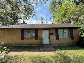 2413 Gathings Dr, West Memphis, AR 72301