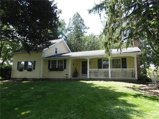 13 Belcoda Rd, Churchville, NY 14428