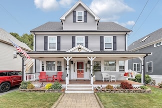 1816 River St, Hyde Park, MA 02136