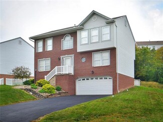 127 Stratford Ct, New Stanton, PA 15672
