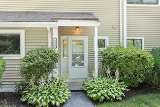 505 Dongary Rd, South Easton, MA 02375