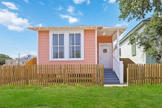 2818 Avenue M 1 2, Galveston, TX 77550