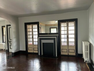 224 N Shamokin Apt 3 St, Shamokin, PA 17872