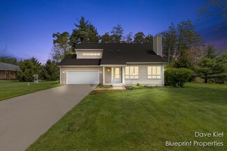 1854 Pinehill Dr, Hastings, MI 49058