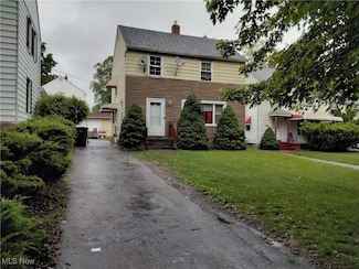 18605 Maple Heights Blvd, Maple Heights, OH 44137
