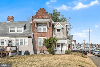 12 Plaza St, Marcus Hook, PA 19061