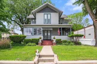 111 N State St, South Whitley, IN 46787