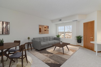 4824 E 53rd St Unit 410, Minneapolis, MN 55417