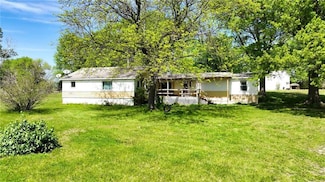 2250 Whipple Rd, Bates City, MO 64011