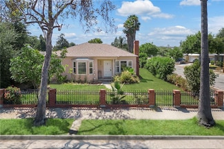530 W Montana St, Pasadena, CA 91103