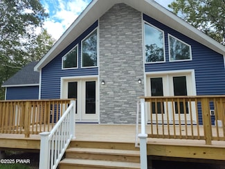 4409 Middleton Dr, Milford, PA 18337