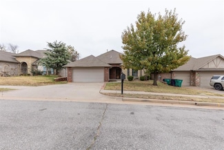 13920 Oxford Dr, Edmond, OK 73013