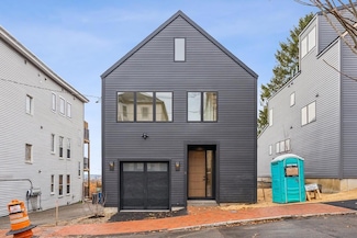 26 Sheridan St, Portland, ME 04101