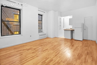102 W 80th St Unit 45, New York, NY 10024
