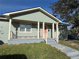 1202 Love St, Savannah, GA 31415