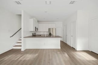 829 Paul Quinn St Unit B, Houston, TX 77091