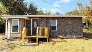 311 Bussell Ferry Rd, Lenoir City, TN 37771