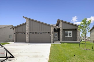 150 NW Hidden Knoll, Waukee, IA 50263