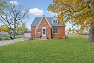 1906 N Vermilion St, Danville, IL 61832