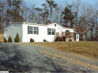 50 Bumpy Ln, Goshen, VA 24439
