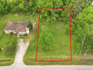 6135 Queensland St, Houston, TX 77028