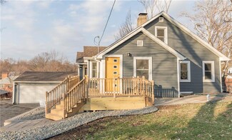 6625 Washington Ave, Windsor Heights, IA 50324