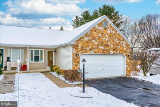 82 Cemetery Ave, Stewartstown, PA 17363