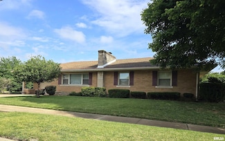 901 Coolidge Ave, Pekin, IL 61554