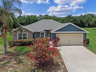 382 Lake St, Umatilla, FL 32784