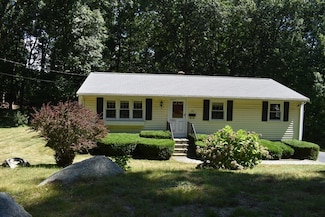 165 Prescott Rd, Whitinsville, MA 01588