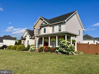 425 Lindsay Ct, Berryville, VA 22611