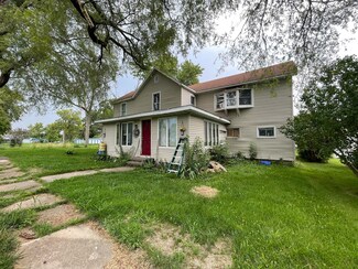 207 S Grove St, Rankin, IL 60960