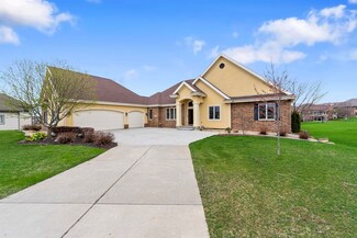 132 Nicole Cir, Oregon, WI 53575