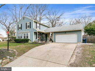 107 Croft Ct, Hainesport, NJ 08036