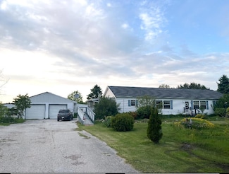 1558 W 7 Mile Rd, Sault Sainte Marie, MI 49783