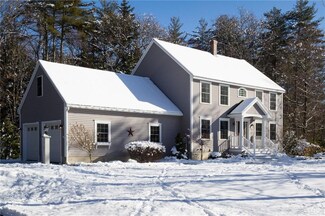 62 Deerfield Rd, North Berwick, ME 03906