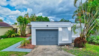 5629 Ainsley Ct, Boynton Beach, FL 33437