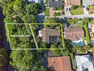 496 NW 16th St, Boca Raton, FL 33432