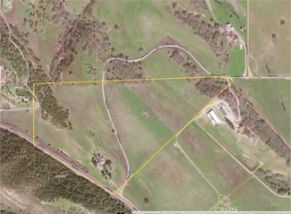 2046 Jolon Rd, Bradley, CA 93426