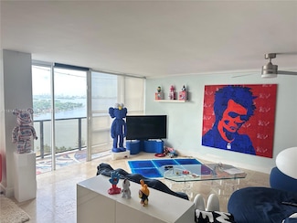 600 NE 36th St Unit PH14, Miami, FL 33137