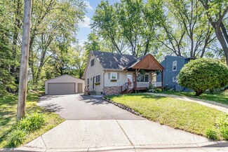 1520 Furness Pkwy, Saint Paul, MN 55119